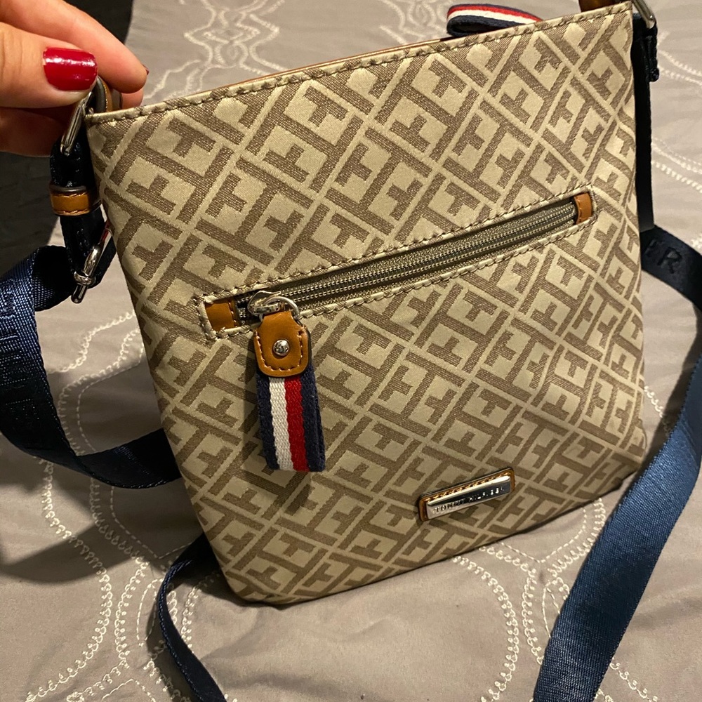 Tommy Hilfiger